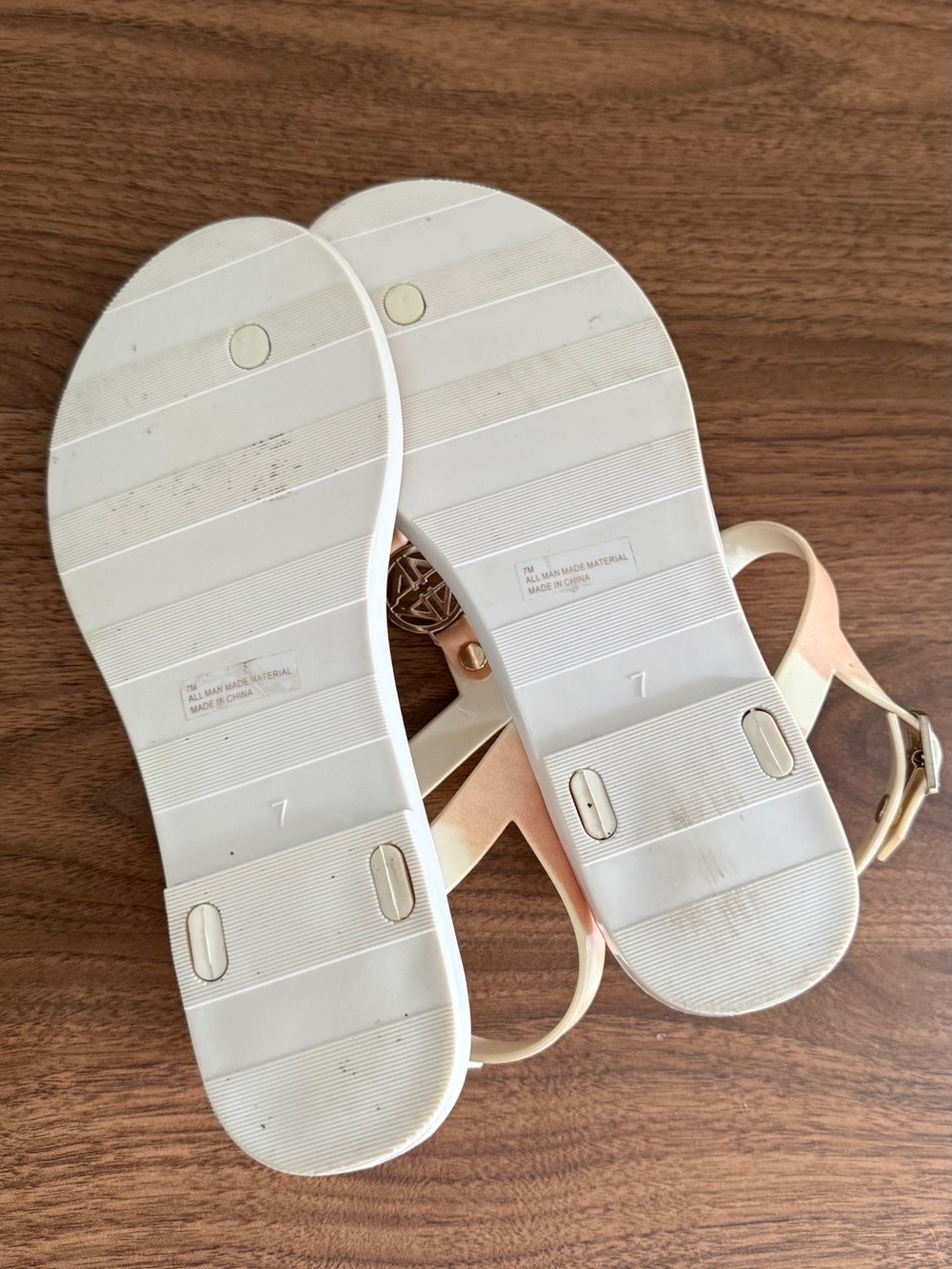 Antonio Melani Pink Tie-Dye T-Strap Sandals Size 7 - Picture 7 of 7